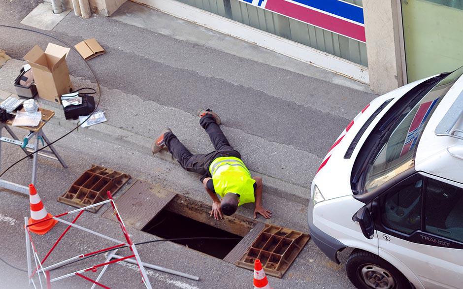 entreprise débouchage canalisation Louvres