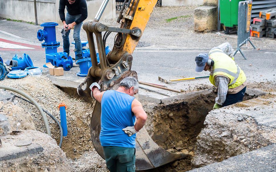 entreprise débouchage canalisation Louvres
